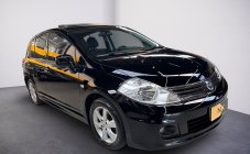 NISSAN TIIDA 1.8 SL 16V FLEX 4P AUTOMÁTICO 2011/2012