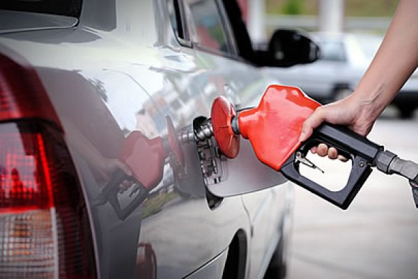 SENADO APROVA AUMENTO DE ETANOL ANIDRO NA GASOLINA