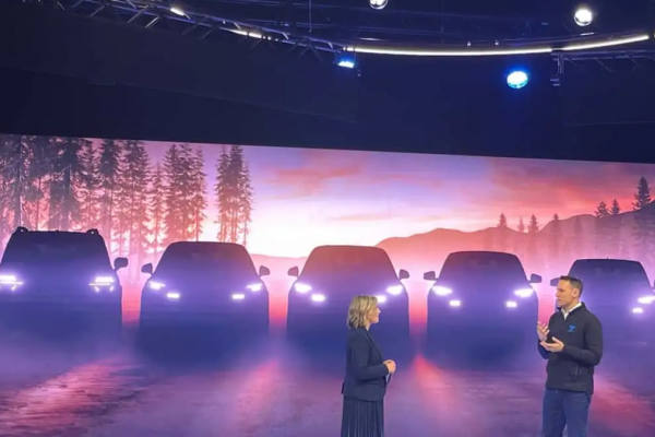 Ford e Renault fecham parceria histórica para recuperar espaço no mercado Ford e Renault fecham parceria histórica para recuperar espaço no mercado