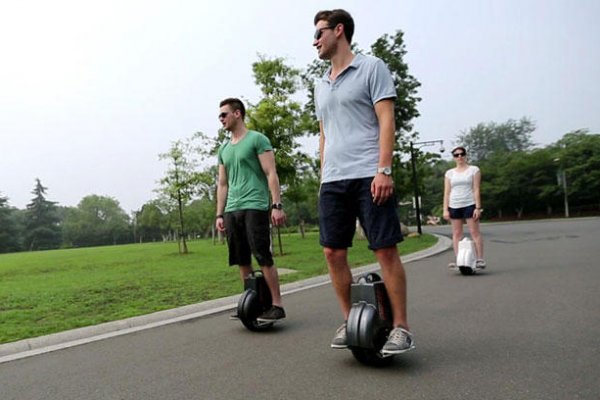 MONOCICLO ELÉTRICO SEM GUIDÃO, AIRWHEEL CHEGA AO BRASIL POR R$ 2.610
