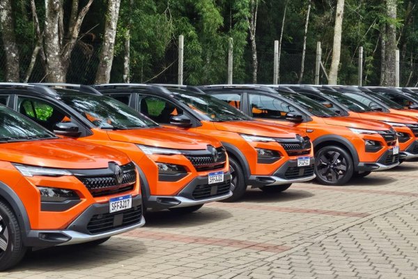 Uber atualiza lista de carros permitidos nas categorias Black e Comfort Uber atualiza lista de carros permitidos nas categorias Black e Comfort