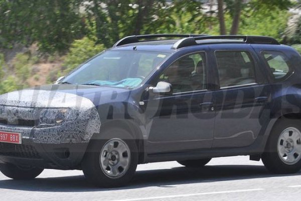 DACIA DUSTER 2014 É CLICADO