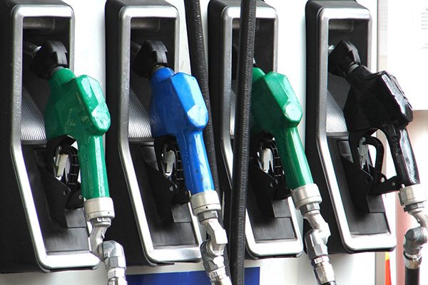 CONFIRA DICAS PARA ECONOMIZAR COMBUSTÍVEL