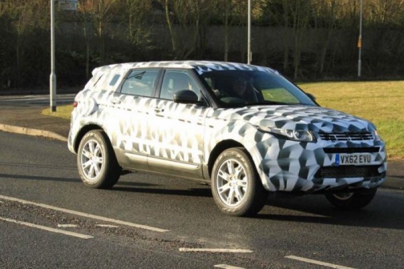 SEGREDO! EVOQUE TERÁ MODELO MAIS LONGO SEGREDO! EVOQUE TERÁ MODELO MAIS LONGO