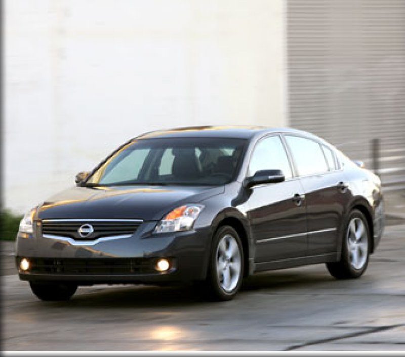 Nissan Altima 2013 quer fatia dos sedãs grandes no Brasil Nissan Altima 2013 quer fatia dos sedãs grandes no Brasil