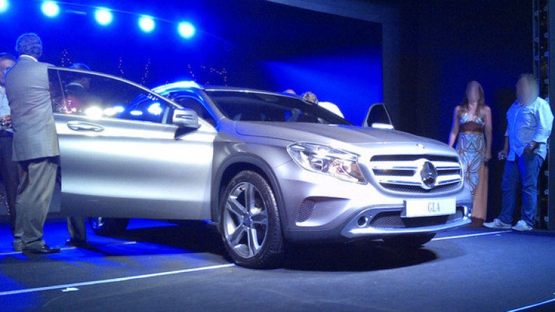 MERCEDES-BENZ EXIBE GLA NO BRASIL MERCEDES-BENZ EXIBE GLA NO BRASIL