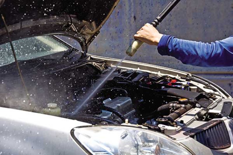 DICAS PARA MANTER O MOTOR SEMPRE LIMPO DICAS PARA MANTER O MOTOR SEMPRE LIMPO