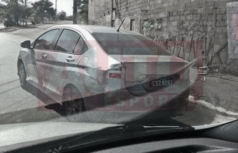 NOVO HONDA CITY É FLAGRADO EM TESTES NOVO HONDA CITY É FLAGRADO EM TESTES