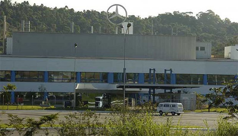 MERCEDES-BENZ PREPARA FIM DA PRODUÇÃO DE CAMINHÕES EM JUIZ DE FORA MERCEDES-BENZ PREPARA FIM DA PRODUÇÃO DE CAMINHÕES EM JUIZ DE FORA