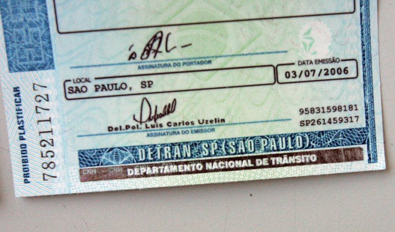 MESMO VENCIDA, CNH VALE COMO DOCUMENTO DE IDENTIFICAÇÃO NO PAÍS MESMO VENCIDA, CNH VALE COMO DOCUMENTO DE IDENTIFICAÇÃO NO PAÍS