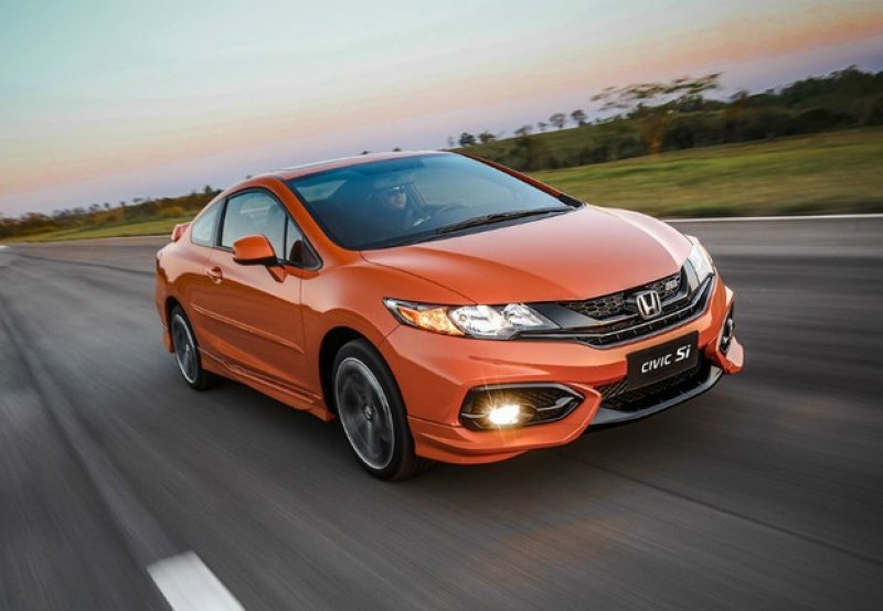 CIVIC SI ESTÁ DE VOLTA! CUPÊ CHEGA COM MOTOR 2.4 DE 206 CV CIVIC SI ESTÁ DE VOLTA! CUPÊ CHEGA COM MOTOR 2.4 DE 206 CV
