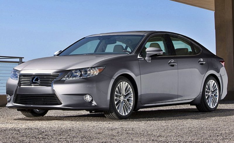 Lexus estreia no Brasil em 1º de junho Lexus estreia no Brasil em 1º de junho
