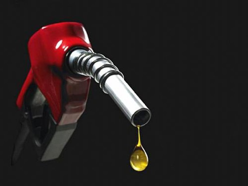 ALTA NOS PREÇOS: GASOLINA SUBIU 18,4% E ETANOL 21,1% EM 2015 ALTA NOS PREÇOS: GASOLINA SUBIU 18,4% E ETANOL 21,1% EM 2015