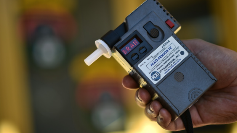 Novas regras de segurança incluem até bafômetro no carro