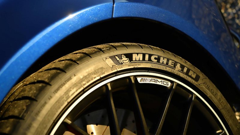 Michelin trabalha em pneus feitos à base de madeira Michelin trabalha em pneus feitos à base de madeira
