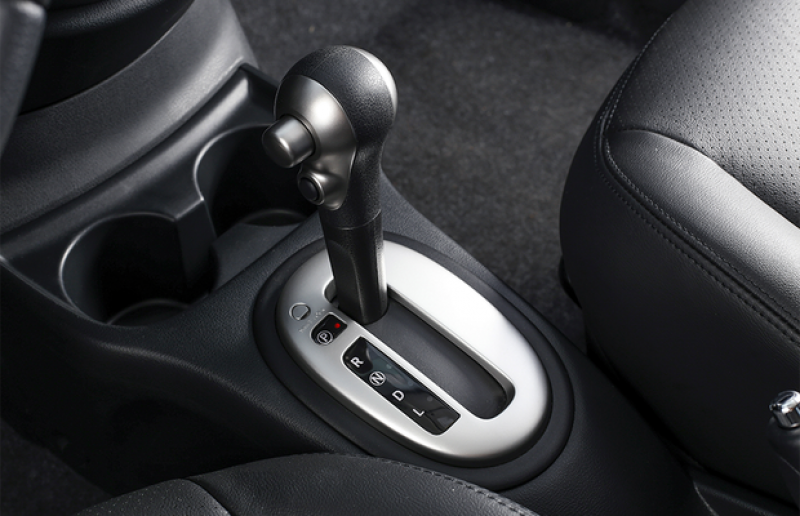 NISSAN MARCH E VERSA GANHAM CÂMBIO CVT