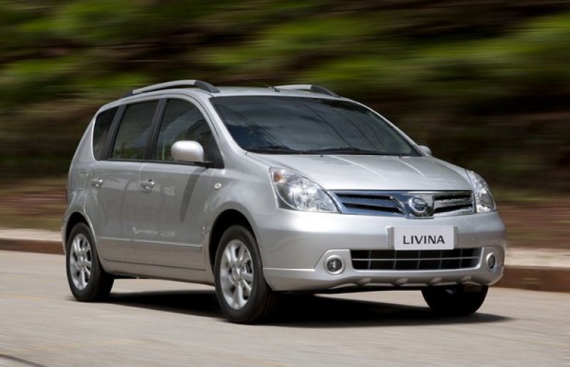 NISSAN LIVINA E GRAND LIVINA GANHAM NOVOS ITENS DE SÉRIE