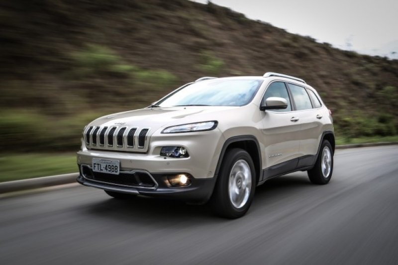 JEEP FAZ RECALL DO CHEROKEE NO BRASIL PARA CORRIGIR PROBLEMAS NA PARTE ELÉTRICA JEEP FAZ RECALL DO CHEROKEE NO BRASIL PARA CORRIGIR PROBLEMAS NA PARTE ELÉTRICA