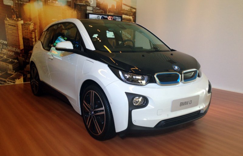 BMW LANÇA ELÉTRICO I3 NO BRASIL BMW LANÇA ELÉTRICO I3 NO BRASIL