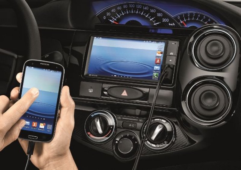 TOYOTA LANÇA ETIOS 2016