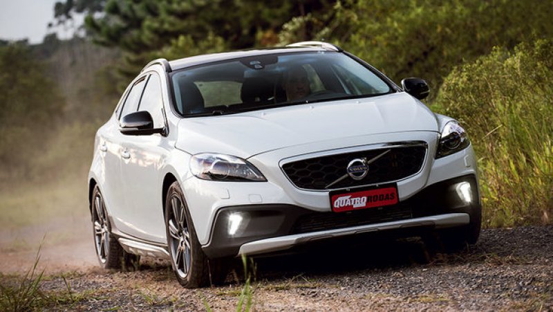 VOLVO V40 CROSS COUNTRY PASSA A VIR COM TRAÇÃO INTEGRAL VOLVO V40 CROSS COUNTRY PASSA A VIR COM TRAÇÃO INTEGRAL