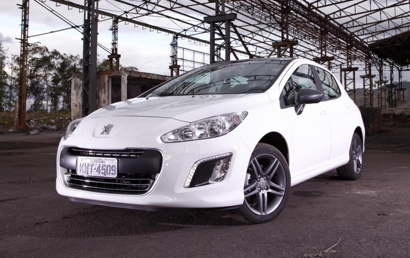 Peugeot 308 turbo chega ao Brasil Peugeot 308 turbo chega ao Brasil
