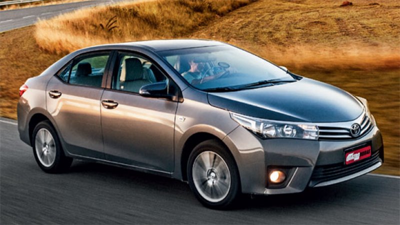 NA PISTA DO SUCESSO: COROLLA NA PISTA DO SUCESSO: COROLLA