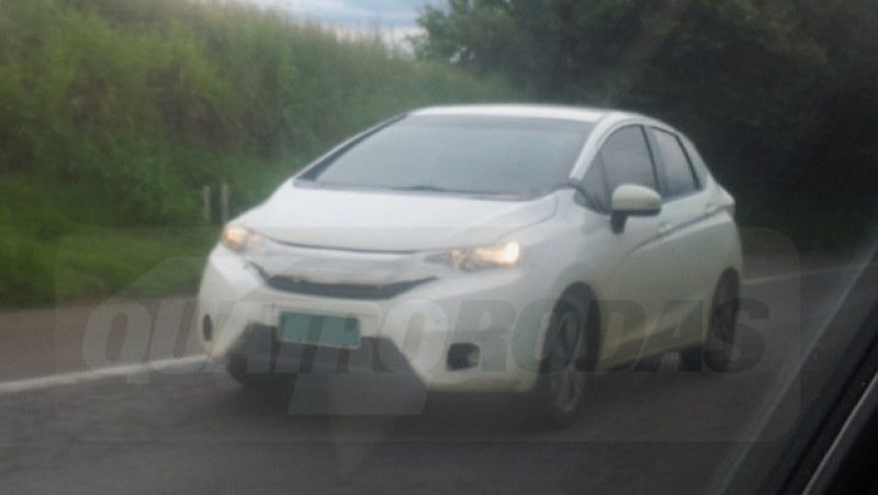 NOVO HONDA FIT É FLAGRADO EM TESTES NOVO HONDA FIT É FLAGRADO EM TESTES