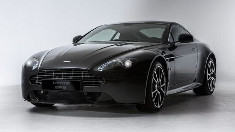 AMG E ASTON MARTIN CONFIRMAM PARCERIA TÉCNICA