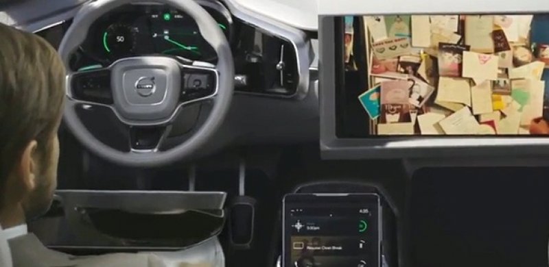 VOLVO CRIA TELA GIGANTE EM CARRO AUTÔNOMO PARA MOTORISTA VER NETFLIX VOLVO CRIA TELA GIGANTE EM CARRO AUTÔNOMO PARA MOTORISTA VER NETFLIX