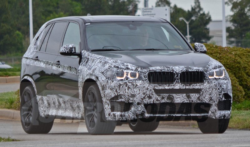NOVO BMW X5 M É FLAGRADO EM TESTES NOVO BMW X5 M É FLAGRADO EM TESTES