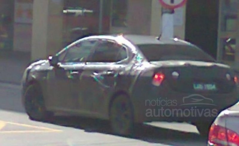 Novo C4 Pallas é flagrado novamente no interior do Rio de Janeiro Novo C4 Pallas é flagrado novamente no interior do Rio de Janeiro