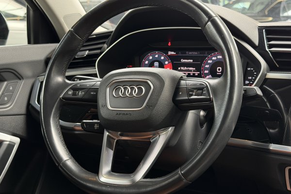 AUDI Q3 1.4 35 TFSI GASOLINA PRESTIGE PLUS S TRONIC 2020/2021