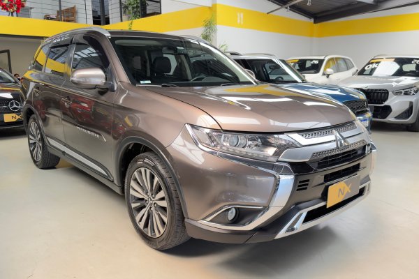 MITSUBISHI OUTLANDER 2.0 MIVEC GASOLINA GLS AUTOMÁTICO 2018/2019