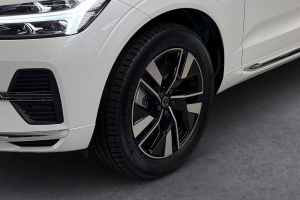 VOLVO XC60 2.0 T8 PHEV PLUS AWD GEARTRONIC 2025/2026