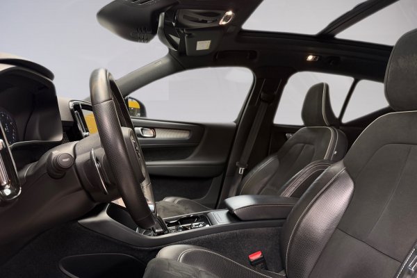 VOLVO XC40 2.0 T5 GASOLINA R-DESIGN AWD GEARTRONIC 2019/2020