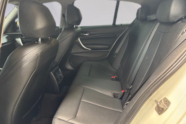 BMW 120i 2.0 16V SPORT GP ACTIVEFLEX 4P AUTOMÁTICO 2015/2016