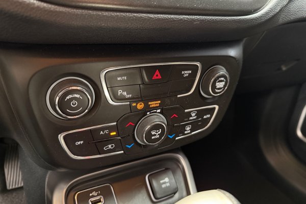 JEEP COMPASS COMPASS SPORT 2.0 4x2 Flex 16V Aut. 2019/2019