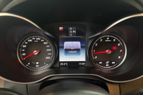 MERCEDES-BENZ C 180 1.6 CGI AVANTGARDE 16V TURBO GASOLINA 4P AUTOMÁTICO 2016/2016 MERCEDES-BENZ C 180 1.6 CGI AVANTGARDE 16V TURBO GASOLINA 4P AUTOMÁTICO 2016/2016