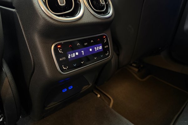 MERCEDES-BENZ GLC 300 2.0 MHEV AMG LINE 4MATIC 9G-TRONIC 2025/2026