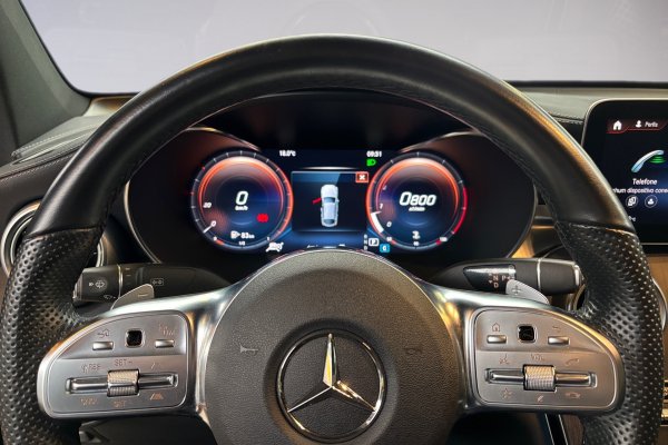 MERCEDES-BENZ GLC 300 2.0 CGI GASOLINA COUPÉ AMG LINE 4MATIC 9G-TRONIC 2023/2023 MERCEDES-BENZ GLC 300 2.0 CGI GASOLINA COUPÉ AMG LINE 4MATIC 9G-TRONIC 2023/2023