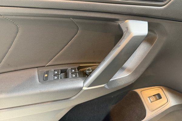 VOLKSWAGEN Tiguan 2.0 350 TSI Allspace R-line 2019/2019 VOLKSWAGEN Tiguan 2.0 350 TSI Allspace R-line 2019/2019