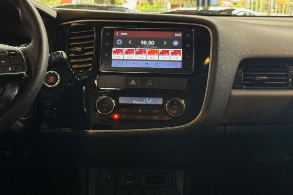 MITSUBISHI OUTLANDER 2.2 4X4 16V DIESEL 4P AUTOMÁTICO 2018/2018