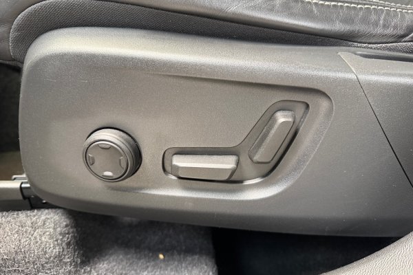 VOLVO XC40 2.0 T5 GASOLINA R-DESIGN AWD GEARTRONIC 2019/2020