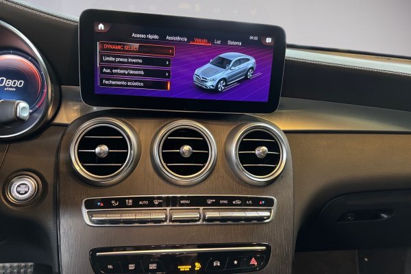 MERCEDES-BENZ GLC 300 2.0 CGI GASOLINA COUPÉ AMG LINE 4MATIC 9G-TRONIC 2023/2023 MERCEDES-BENZ GLC 300 2.0 CGI GASOLINA COUPÉ AMG LINE 4MATIC 9G-TRONIC 2023/2023
