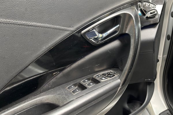 HYUNDAI Azera 3.0 MPFI GLS SEDAN V6 24V GASOLINA 4P AUTOMÁTICO 2012/2013