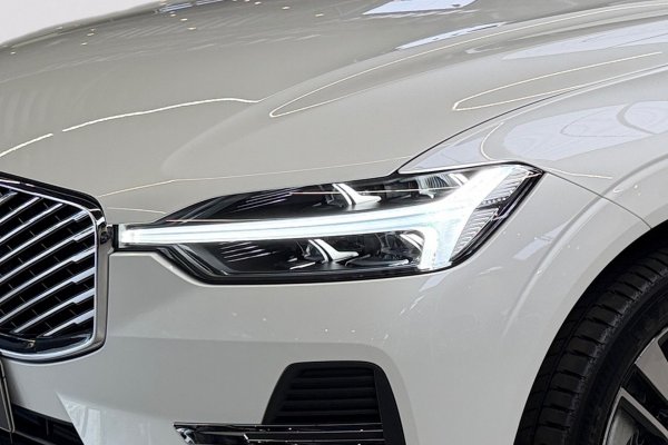 VOLVO XC60 2.0 T8 PHEV PLUS AWD GEARTRONIC 2025/2026