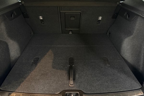 VOLVO XC40 2.0 T5 GASOLINA R-DESIGN AWD GEARTRONIC 2019/2020