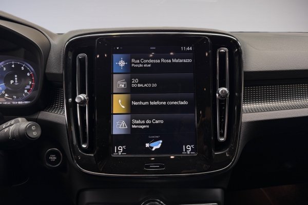 VOLVO XC40 2.0 T5 GASOLINA R-DESIGN AWD GEARTRONIC 2019/2020