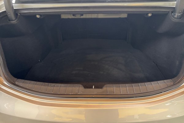 HYUNDAI Azera 3.0 MPFI GLS SEDAN V6 24V GASOLINA 4P AUTOMÁTICO 2012/2013